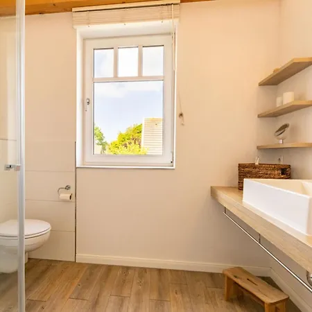 In With Barbecue 度假居 *